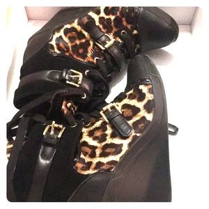 Michael Kors wedged Heel sneakers